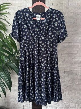 Laura Ashley Vintage Navy Blue Floral Cottagecore Whimsy Dress Size 8